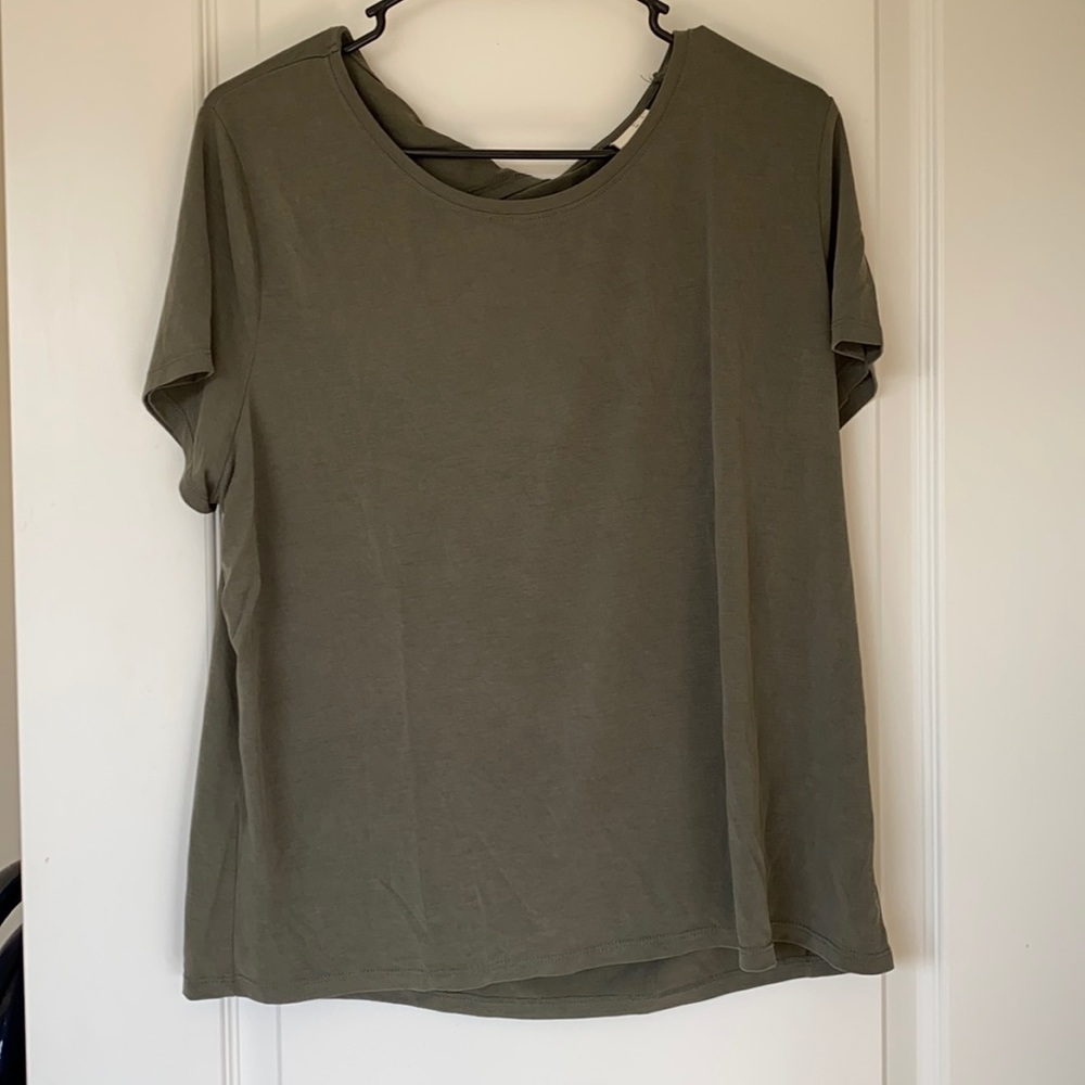 Green t shirt